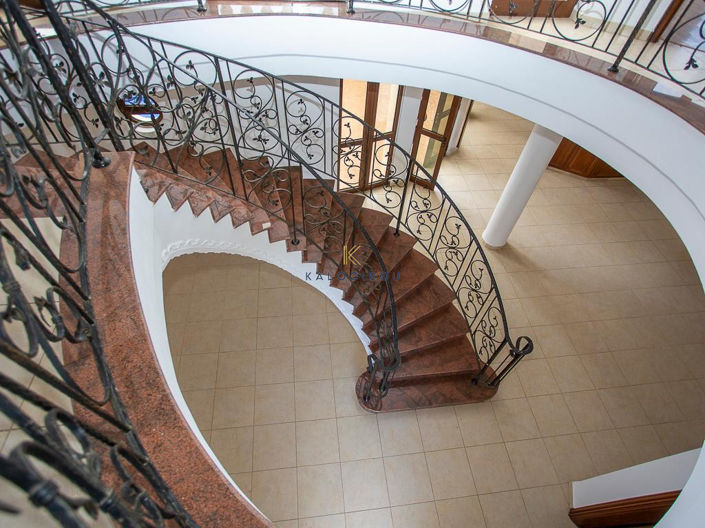 Image No.28-4 Bed House for sale