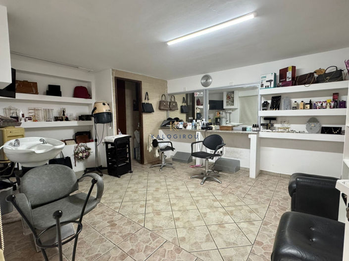 Image No.7-4 Bed House for sale