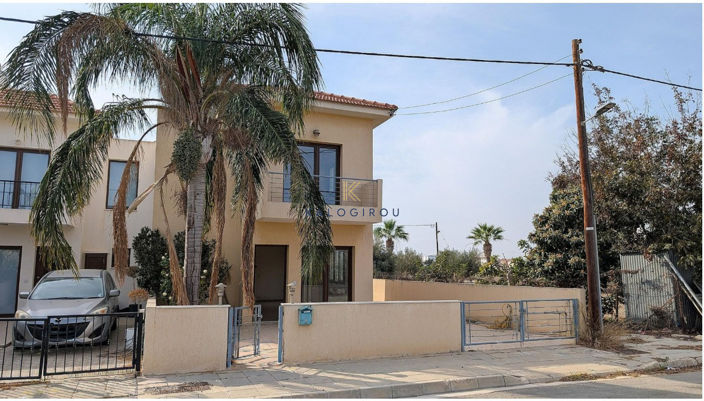 Image No.3-2 Bed House for sale