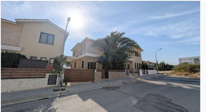 Image No.20-3 Bed House for sale