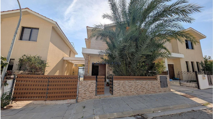 Image No.21-3 Bed House for sale