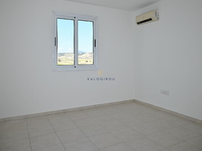 Image No.4-Appartement de 2 chambres à vendre à Tersefanou