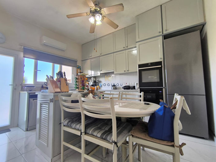 Image No.12-3 Bed House for sale