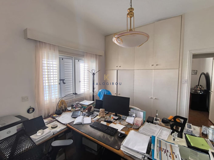 Image No.17-3 Bed House for sale