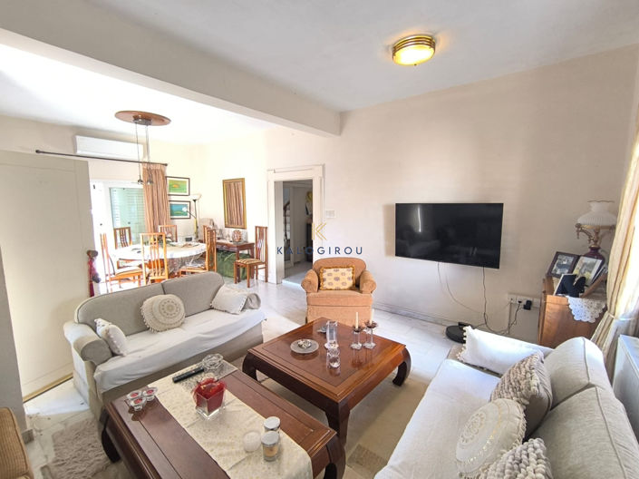 Image No.9-3 Bed House for sale