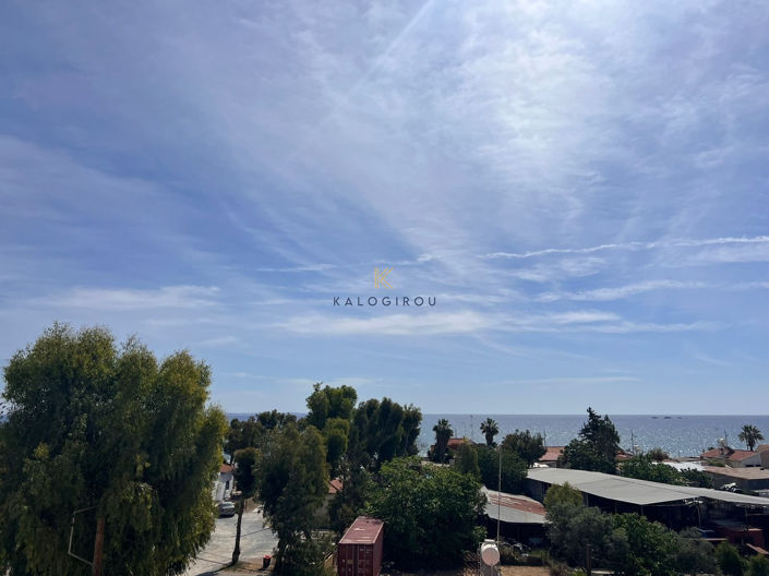 Image No.18-2 Bed Apartment for sale