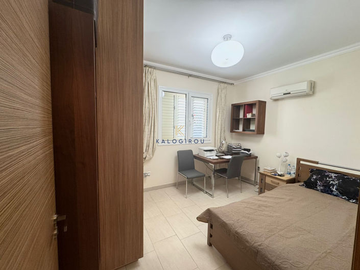 Image No.5-4 Bed House for sale