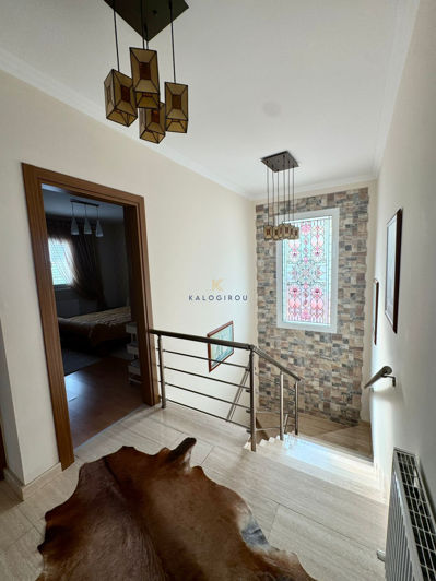 Image No.6-4 Bed House for sale