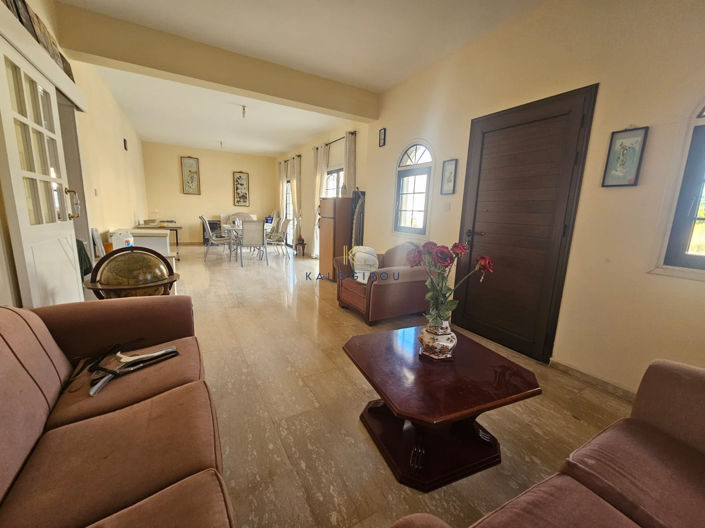 Image No.3-3 Bed House for sale