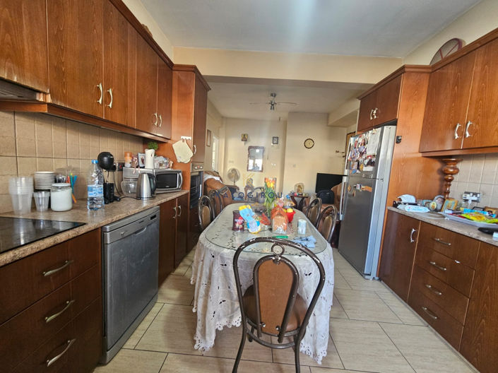 Image No.5-3 Bed House for sale