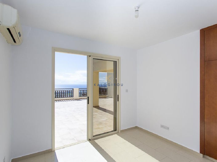 Image No.15-2 Bed Apartment for sale