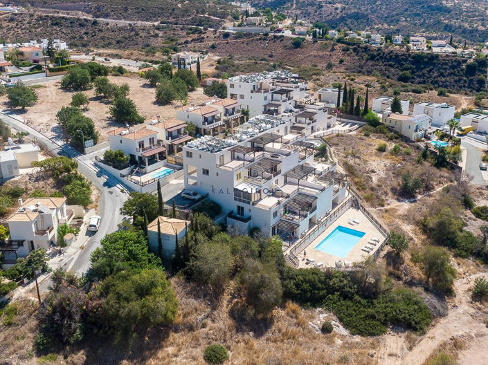 Image No.12-Appartement de 2 chambres à vendre à Peyia