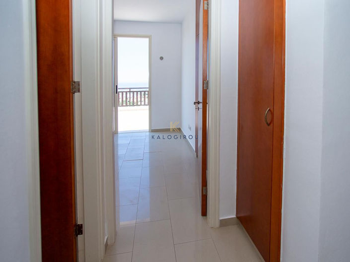 Image No.7-Appartement de 2 chambres à vendre à Peyia