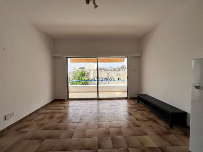 Image No.12-9 Bed Apartment for sale