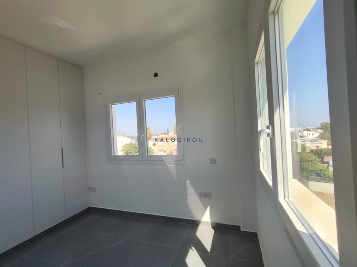 Image No.20-3 Bed Apartment for sale