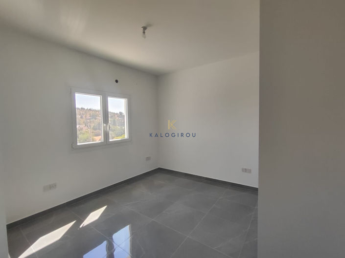 Image No.22-3 Bed Apartment for sale