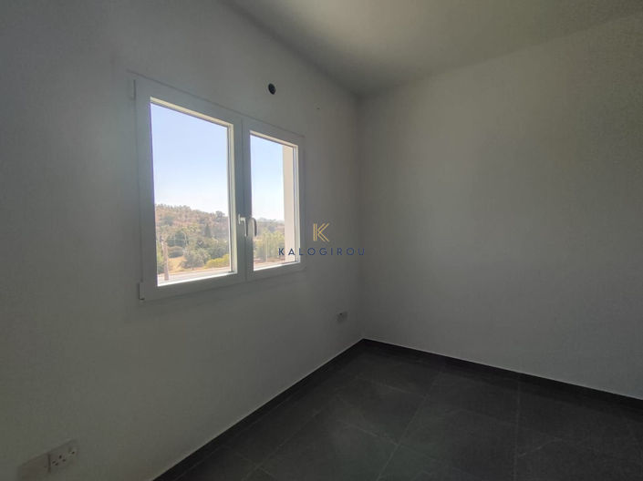Image No.25-3 Bed Apartment for sale