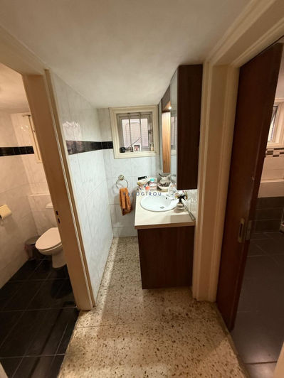 Image No.15-4 Bed House for sale