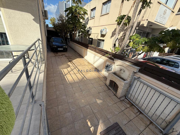 Image No.19-4 Bed House for sale