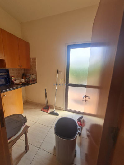 Image No.10-3 Bed House for sale