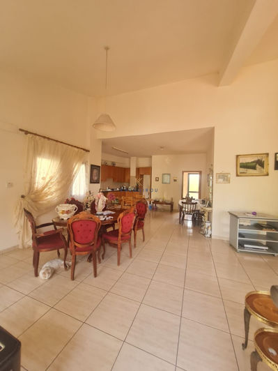 Image No.3-3 Bed House for sale