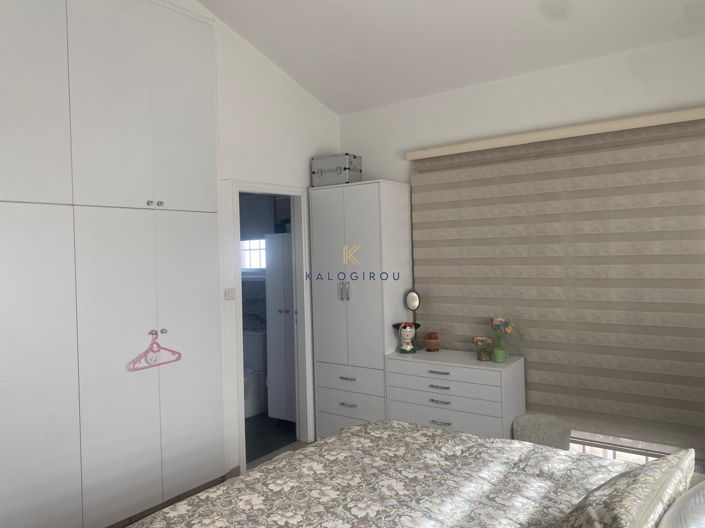 Image No.14-4 Bed House for sale