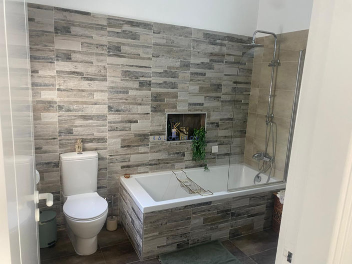 Image No.19-4 Bed House for sale