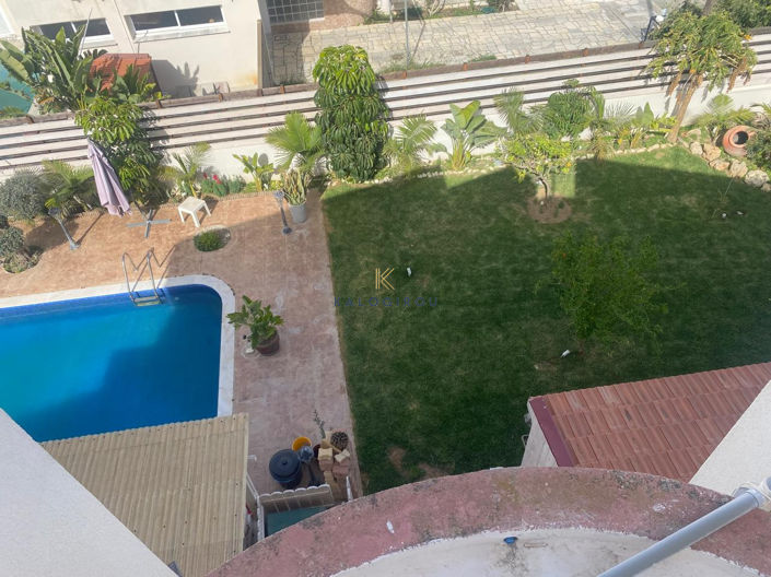 Image No.21-4 Bed House for sale