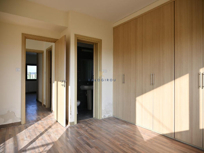 Image No.12-5 Bed House for sale