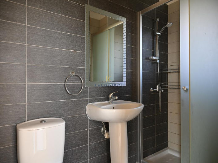 Image No.13-5 Bed House for sale