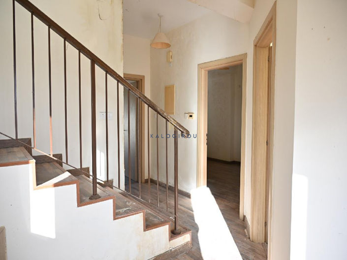 Image No.3-5 Bed House for sale