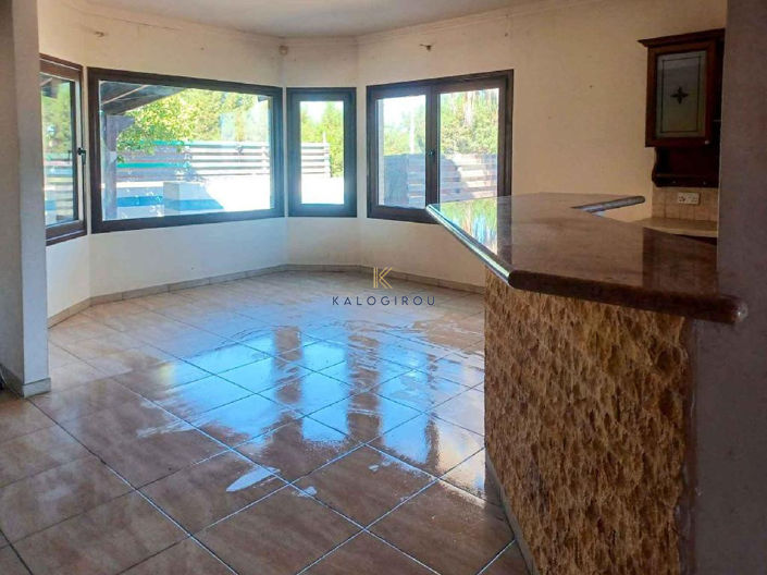 Image No.3-4 Bed House for sale