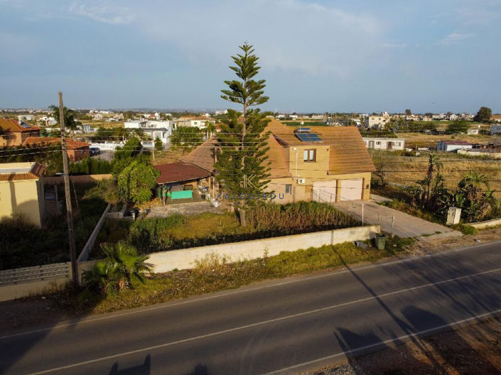 Image No.4-4 Bed House for sale