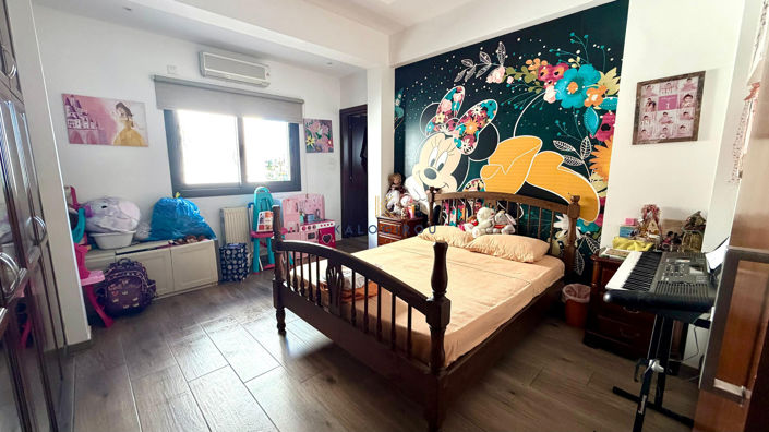 Image No.13-3 Bed House for sale