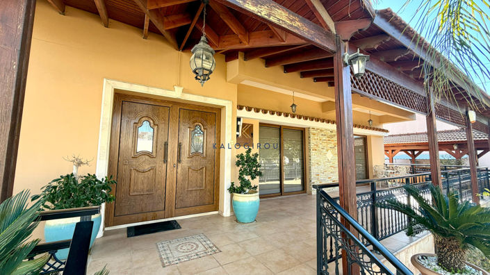 Image No.2-3 Bed House for sale