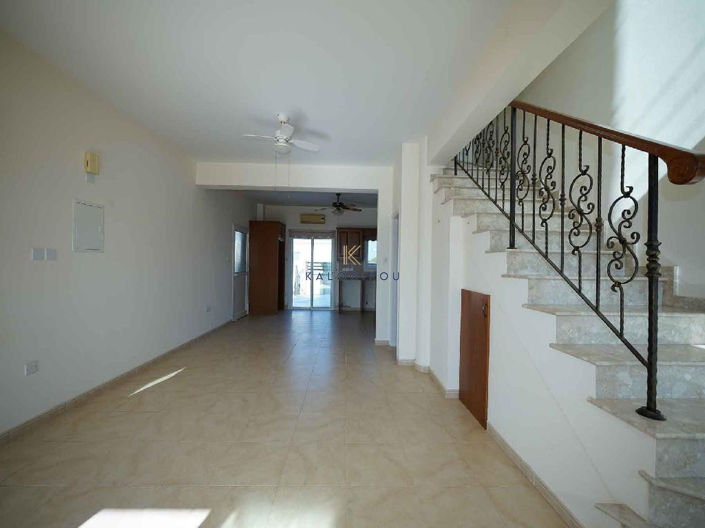 Image No.4-2 Bed House for sale