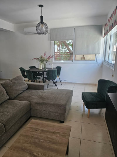 Image No.2-Maison de 3 chambres à vendre à Anafotida