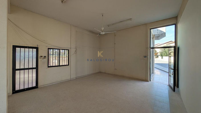 Image No.19-Commercial à vendre à Anafotida