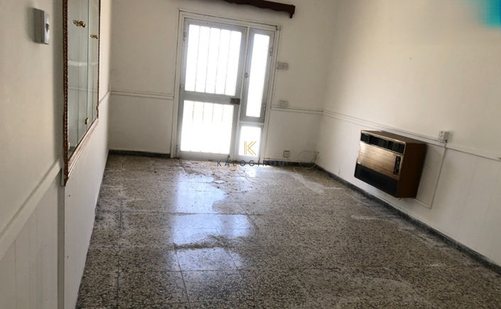 Image No.3-5 Bed Property for sale