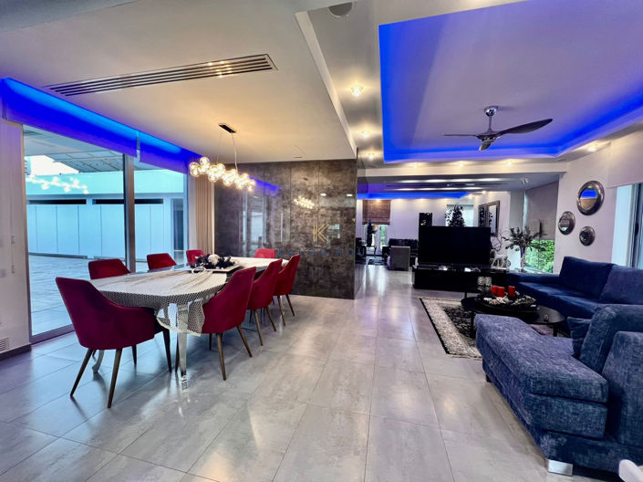 Image No.11-4 Bed House for sale