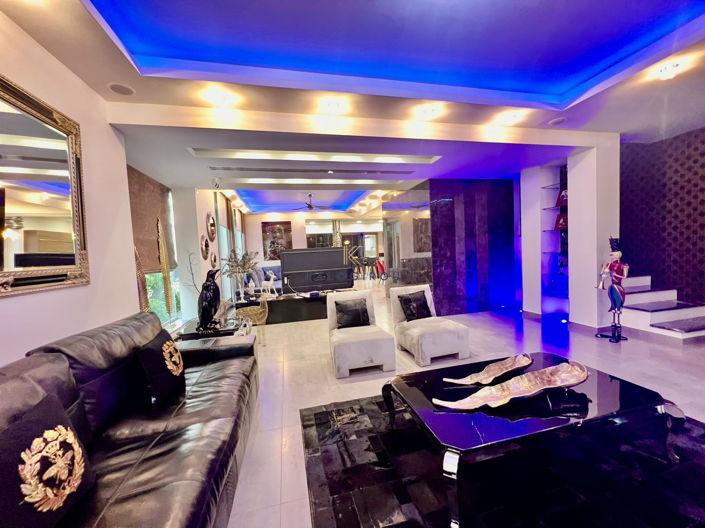 Image No.12-4 Bed House for sale