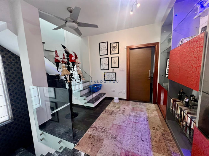 Image No.18-4 Bed House for sale