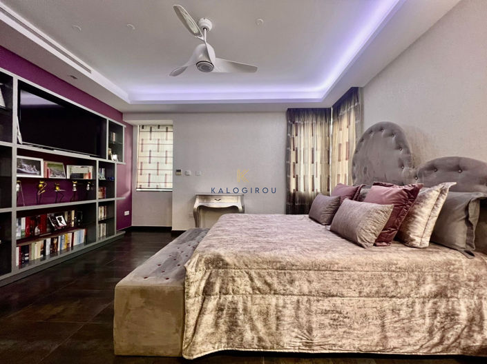 Image No.21-4 Bed House for sale