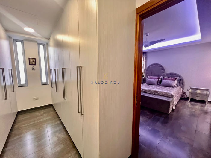 Image No.22-4 Bed House for sale