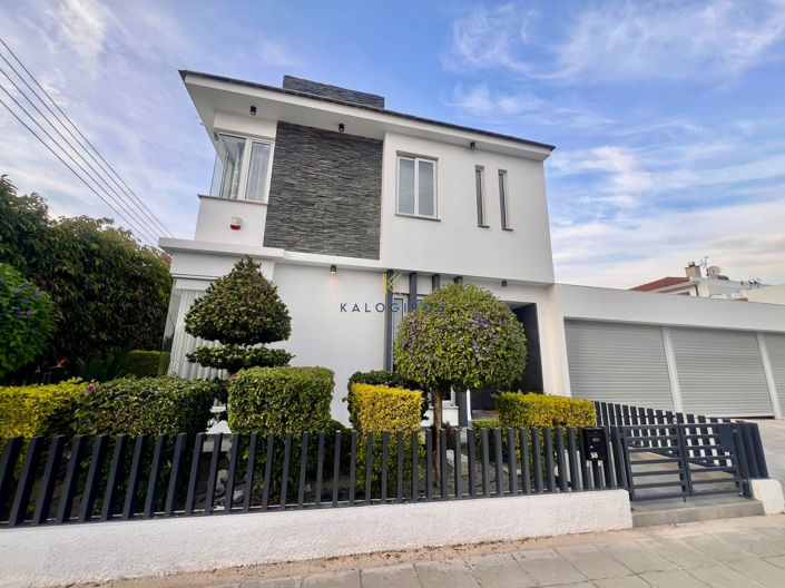 Image No.38-4 Bed House for sale