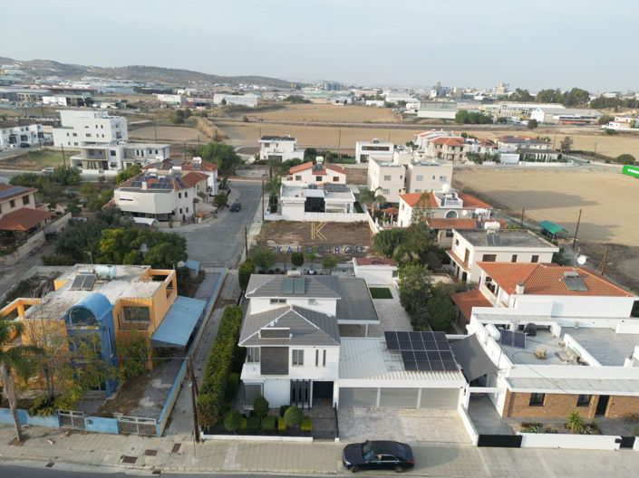Image No.41-4 Bed House for sale