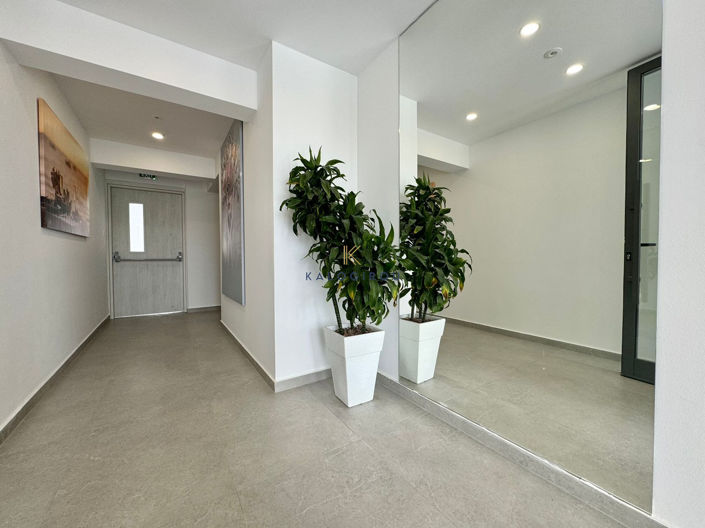 Image No.22-3 Bed Apartment for sale