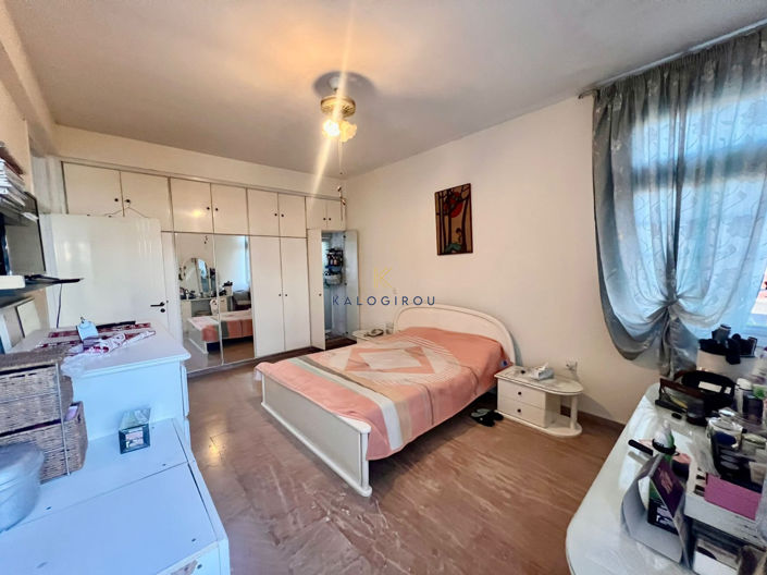 Image No.15-4 Bed House for sale