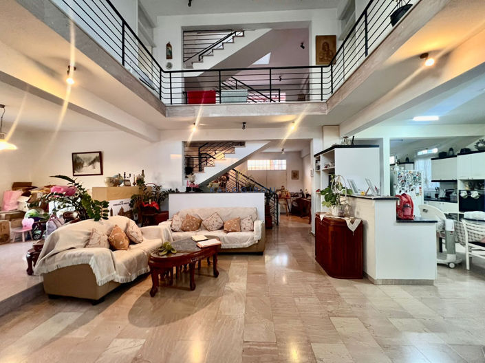 Image No.3-4 Bed House for sale