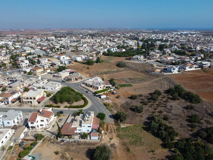 Image No.4-Terrain à vendre à Larnaca